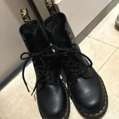 2026年最新】Dr.Martens カラー：ブラック系 レディース ロングブーツ