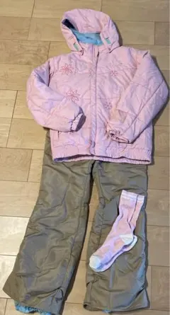 スキーウェア　160cm 上下セット