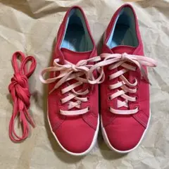 リーボック　スニーカー　ピンク