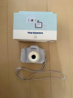 トイカメラ　3COINS スリコ