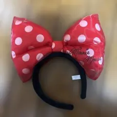 ディズニー　ミニーマウス 赤い水玉リボンカチューシャ