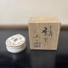 ほぼ未使用 茶道具 吉村楽入作 淡紅釉 灰器 陶印 栞 共箱 ほぼ未使用 茶道具 吉村楽入作 淡紅釉 灰器 陶印 栞 共箱 - メルカリ
