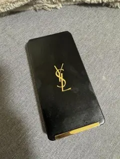 イヴ・サンローラン　パレット