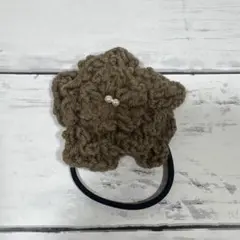 花形ヘアゴム ブラウン パール付き　ハンドメイド