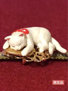 Item thumbnail for item 2d19992e-a3aa-4f89-abf1-9b4a29fb87a1