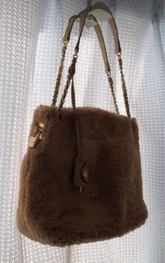 サマンサタバサ　ボア　バッグ　ベージュ　used