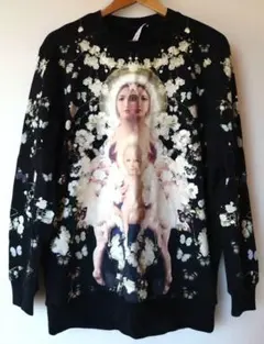 ★最終価格！　GIVENCHY マリアトレーナー★のサムネイル