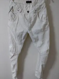 DIESEL BLACK GOLD 白 ダメージジーンズ