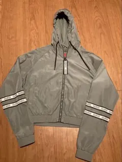 GUESS フード付きジャンパー