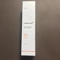 【新品未使用】medicubeメディキューブ　PDRN 洗顔　クレンジングジェルのサムネイル