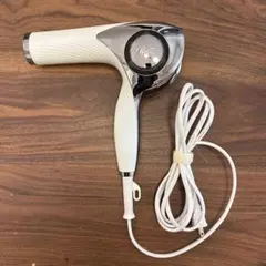 【ジャンク品/使用時焦げ臭さあり】リファ ビューテック ドライヤー　2024年製 ジャンク品/使用時焦げ臭さあり】リファ ビューテック ドライヤー 2024