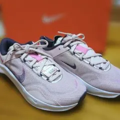 ナイキウィメンズレジェンドエッセンシャル３NNトレーニング２３センチ新品