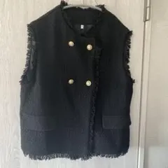 新品未使用タグ付きcoca ツイードベスト 金ボタン 黒 ボウタイブラウス付き