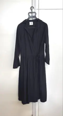 ロングワンピース　ラップワンピース 前あきワンピース　　ブラック