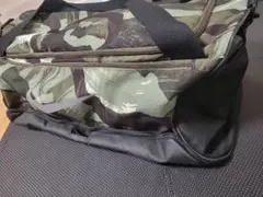 ナイキ　ボストンバッグ