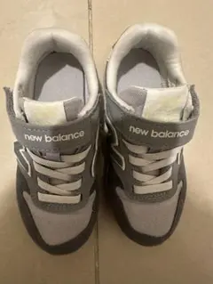 New Balance キッズスニーカー
