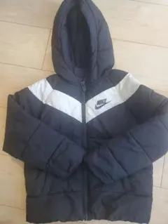 Nike フード付きダウンコート 黒/白