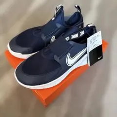 新品タグ付き　ナイキ フレックス ランナー ジュニアシューズ　24.0cm