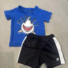 Hurley サメプリント Tシャツとショートパンツセット
