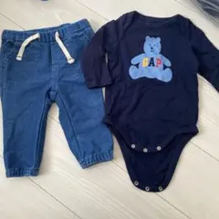 GAP クマプリントロンパースとパンツセット