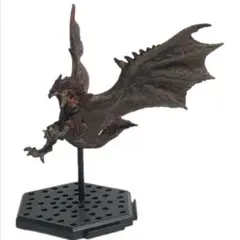 まとめ買い歓迎　モンスターハンター　カプコンスタンダードモデル ヌシ・リオレウス