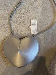 シルバー ハート型ショルダーバッグ