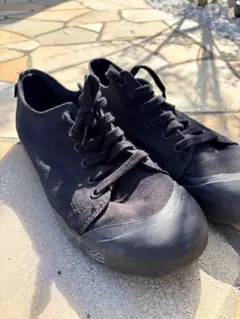 KEEN ブラック スニーカー