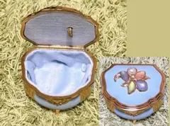 Item thumbnail for item 51ee44c8-3d9a-4337-981c-850a8756c704