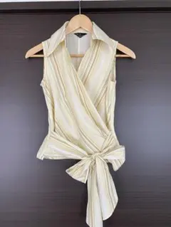 CECIL McBEE ストライプ柄　ノースリーブ　カシュクール　ブラウス