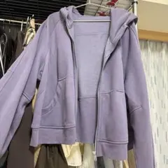Lululemon ラベンダーパーカー XS/S 新品】lululemon クロップドパーカー パープル系 XS/S - メルカリ