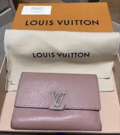 ルイヴィトン ポルトフォイユ カプシーヌ コンパクト 三つ折り財布