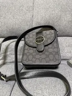 COACH ショルダーバッグ シグネチャー柄 ブラック