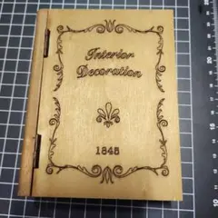 1845年製 木製アクセサリーケース