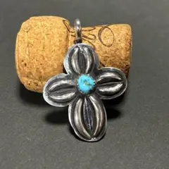 ナバホ　インディアンジュエリー　ターコイズ　ペンダント　navajo キングマン