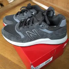 New Balance 3305 スニーカー 26.0cm 4E グレー