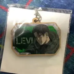 進撃の巨人 リヴァイ 木製ストラップ