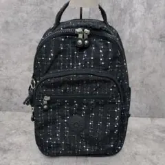 美品【Kipling 】キプリング タブレット収納付　リュックサック　黒のサムネイル