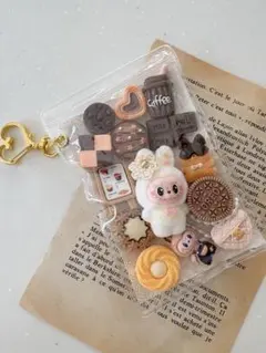 詰め合わせポーチ らぶぶ White＆choco