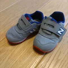 New Balance 373 グレー ベビーシューズ
