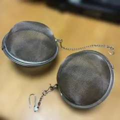 Item thumbnail for item 24e5de02-9aa6-42b4-9cd9-2a04b3c4dd07