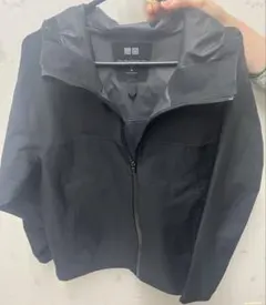 UNIQLO ブロックテックパーカー　Mサイズ　ブラック