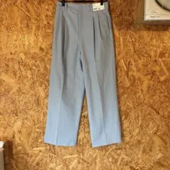 新品　UNIQLO スラックス センタープレス タックワイドパンツ　水色