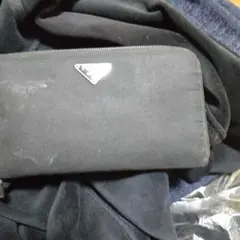 Prada ブラック 長財布 ナイロン製