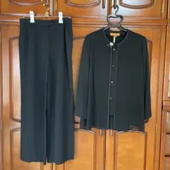 ブラックフォーマル　レディース　喪服　イギン　バルマン　パンツ　スーツ　13号