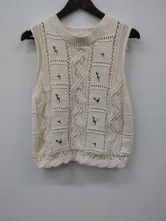 (5)ZARA アイボリー ケーブルニットベスト