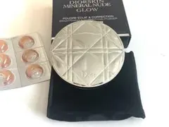 ディオールミネラルヌード GLOWハイライトパウダー02とセラム特別試供品