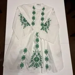 ZARA 刺繍シャツワンピースチュニック　フワッとしたデザインでマタニティにも
