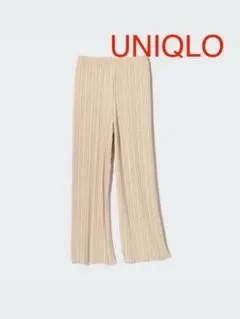 新品　ユニクロ　UNIQLO ベージュ　プリーツパンツ