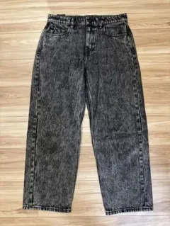 VOLCOM ワイドレッグ デニムパンツ ブラック・グレー