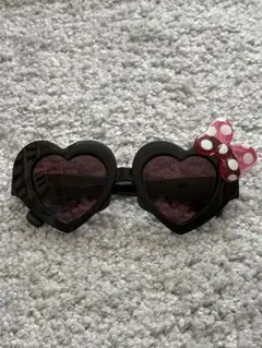 ミニーマウス ハート型サングラス
